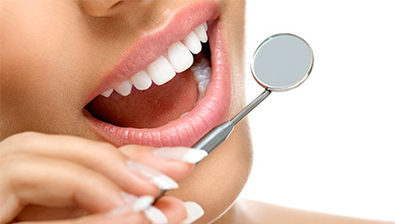 Здоровые зубы при достатке молибдена