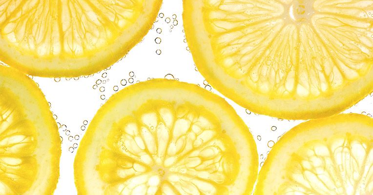 lemon water slices