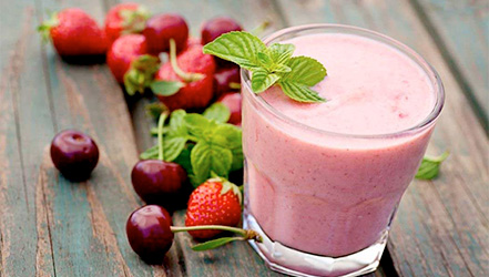 cherries strawberry smoothie